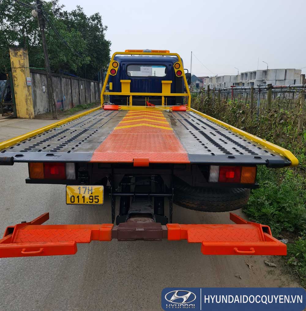 ban_nang_cua_xe_keo_cho_xe_hyundai ex8l